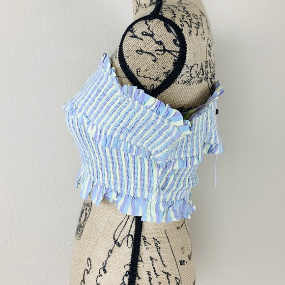 ❤️NWT Lovers + Friends Cold Shoulder Crop Small❤️ - Picture 6 of 8